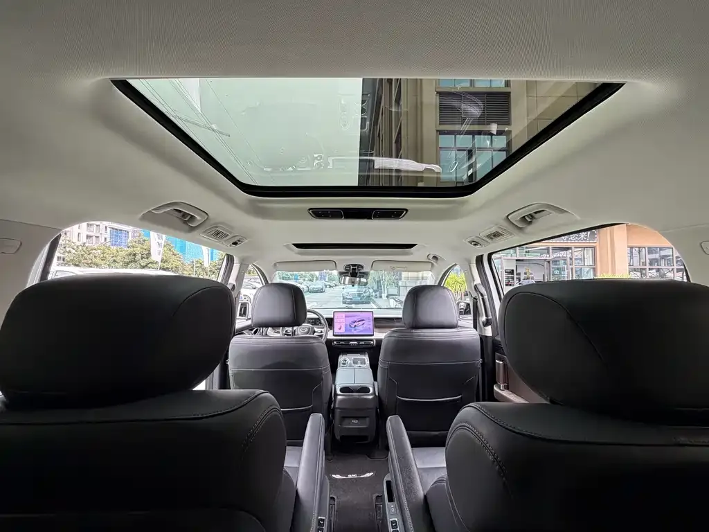 GAC Motor E8 Hybrid 2024 из CN, фото 5