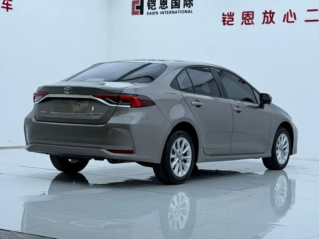 Toyota Corolla 2022 из CN, фото 9