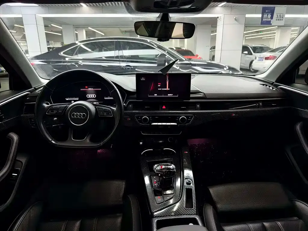 Audi A4L 2022 из CN, фото 9