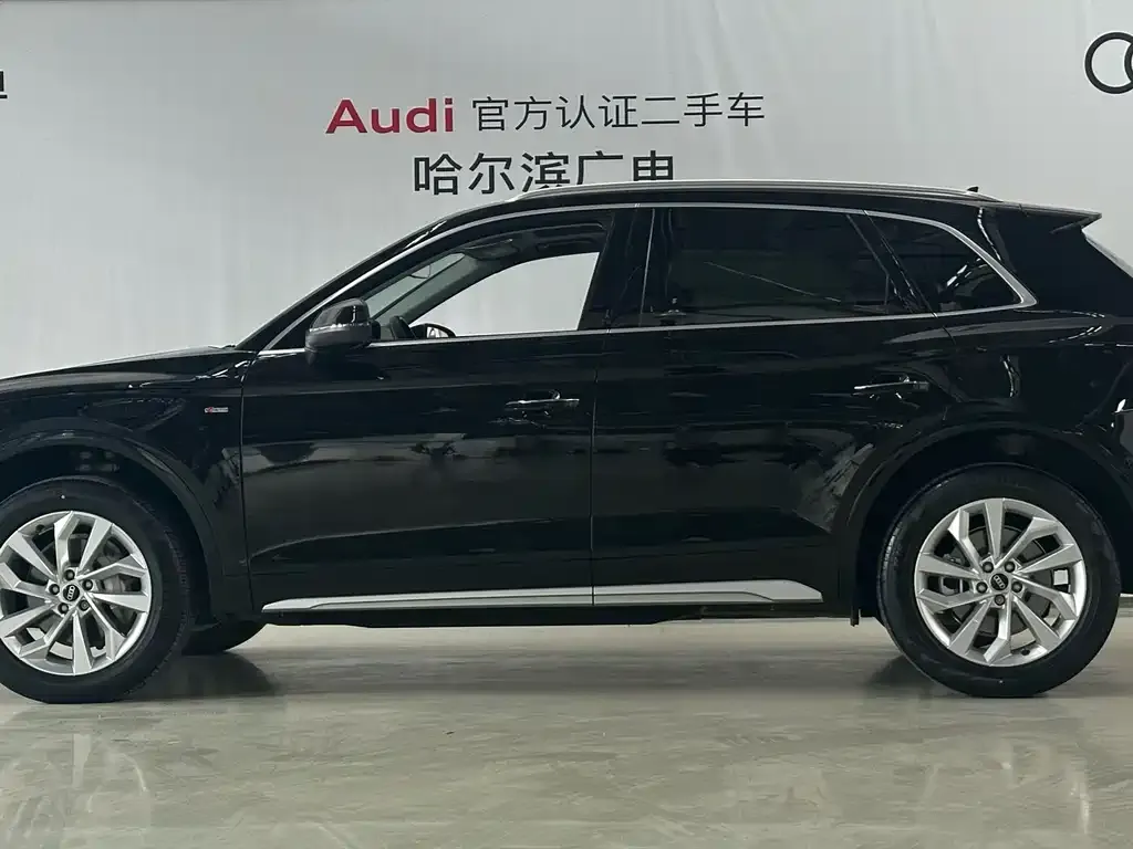 Audi Q5L 2022 из CN, фото 9