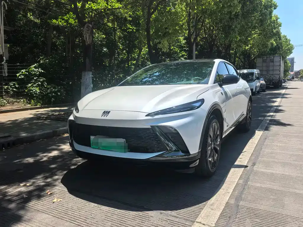 Buick E4