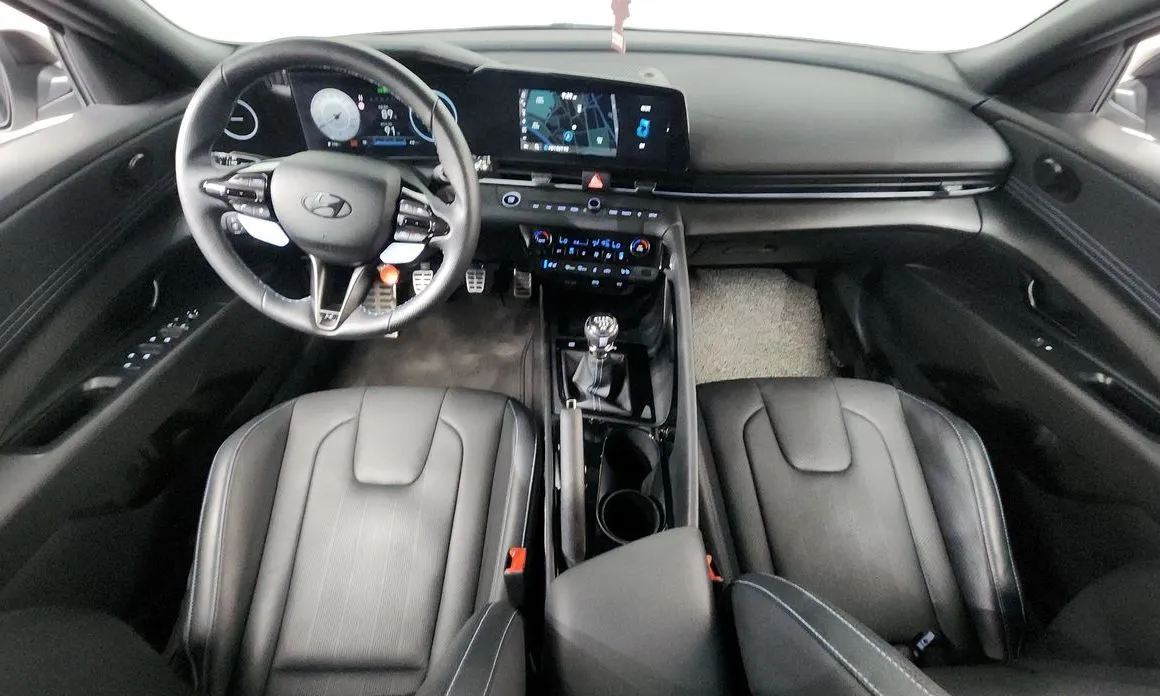 Hyundai AVANTE 2024 из KR, фото 2