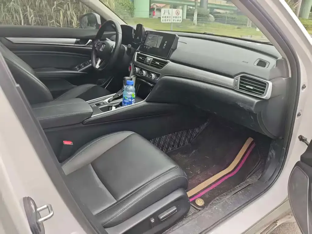 Honda Accord 2023 из CN, фото 7