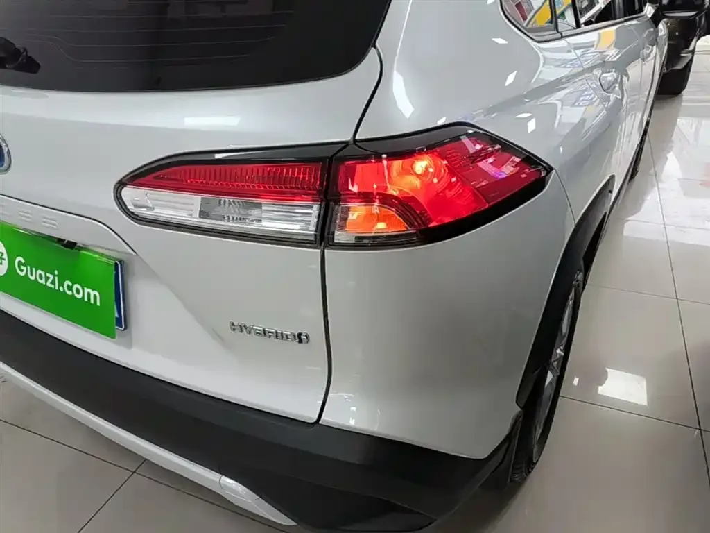 Toyota Corolla Cross — фото 3