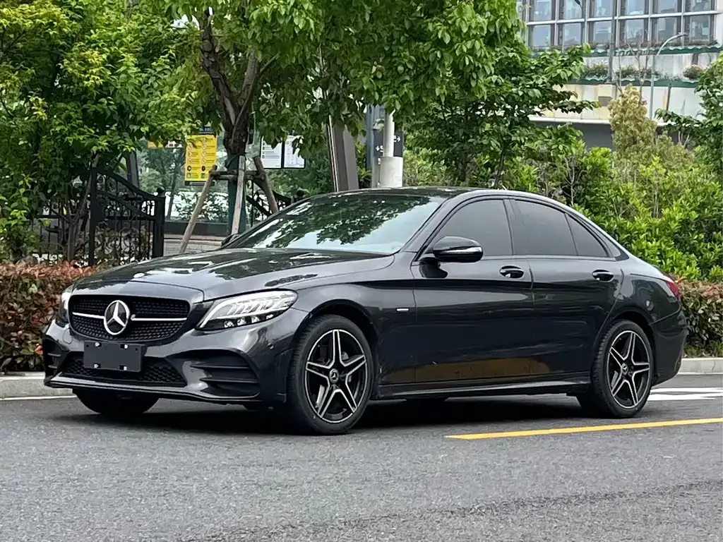 Mercedes-Benz C-Class — фото 1