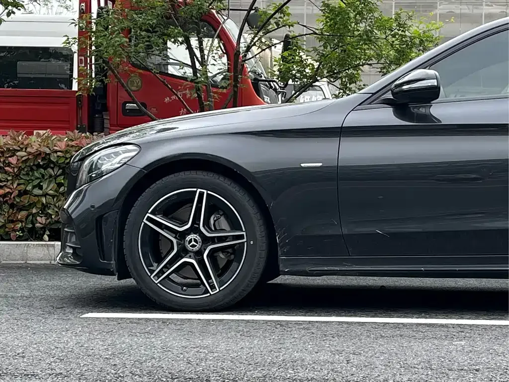 Mercedes-Benz C-Class — фото 8