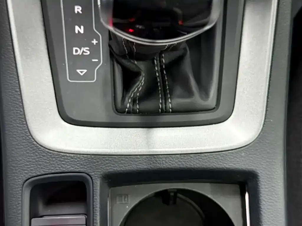 Audi Q3 2022 из CN, фото 10