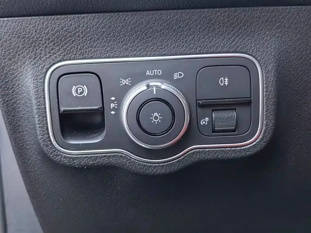 Mercedes-Benz GLB AMG 2023 из CN, фото 8