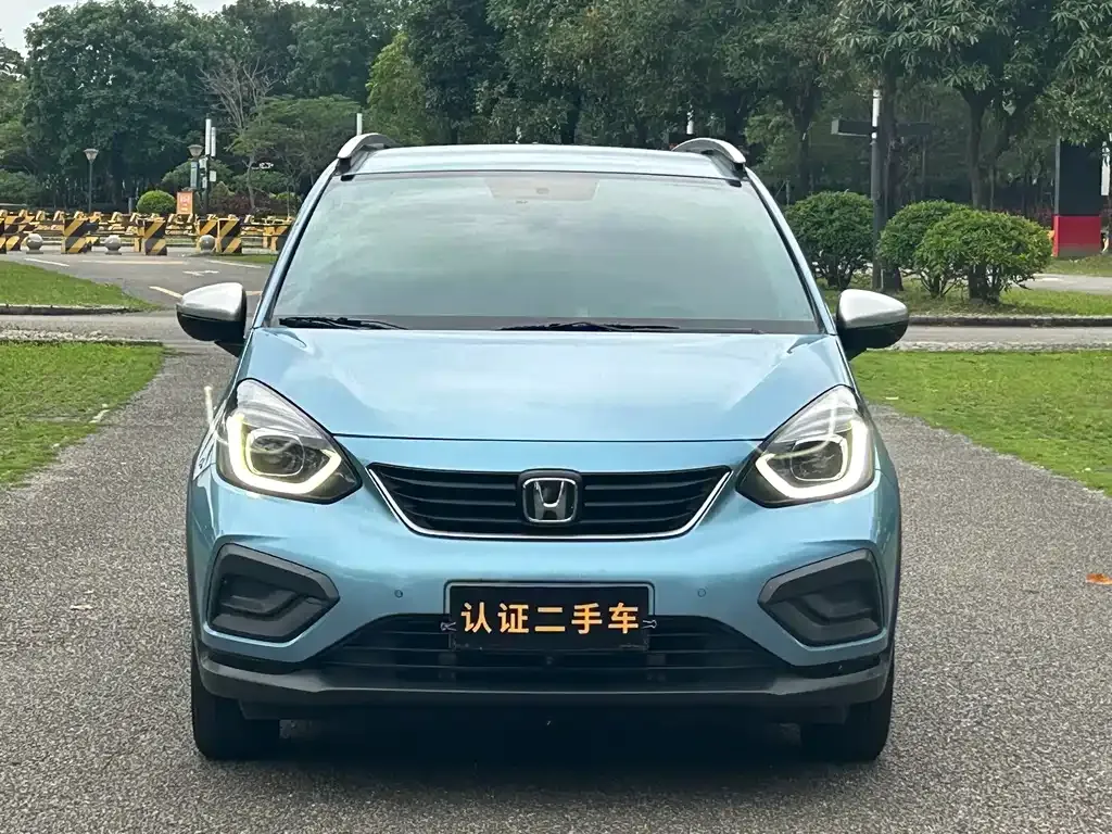 Honda Fit — фото 10