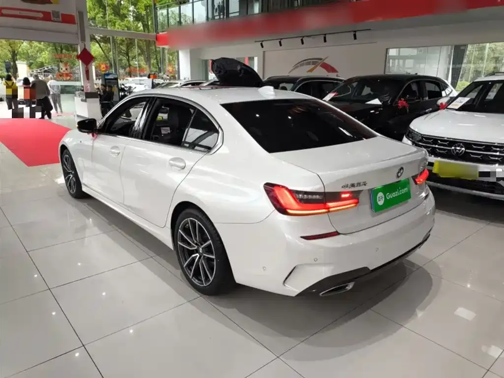 BMW 3 Series 2022 из CN, фото 3