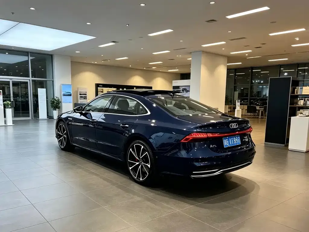 Audi A7L — фото 4