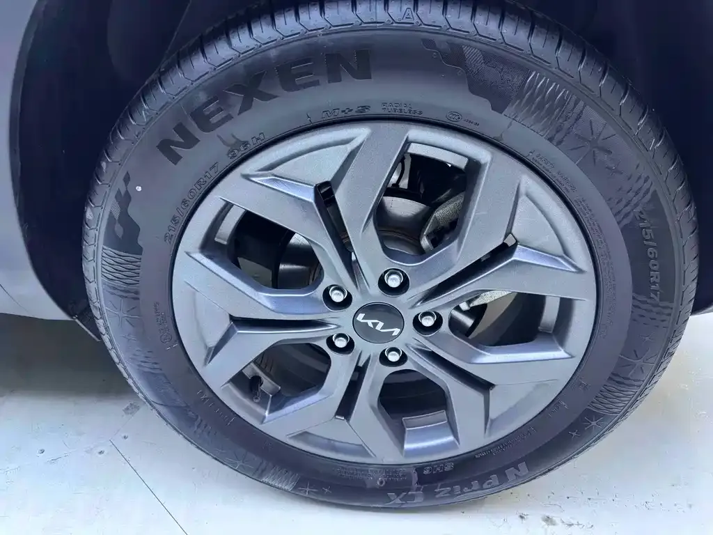 Kia Seltos 2023 из CN, фото 10