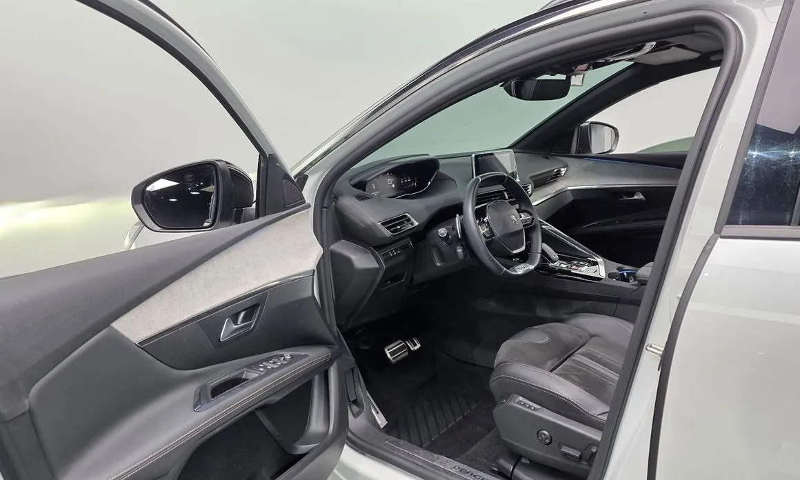Peugeot 3008 2022 из KR, фото 4