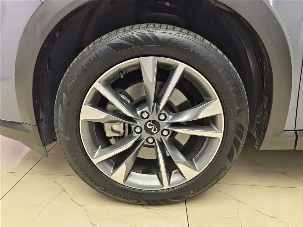 Infiniti QX60 2024 из CN, фото 2