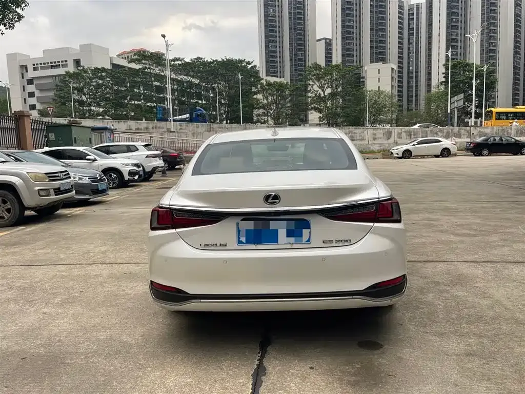 Lexus ES 2024 из CN, фото 5