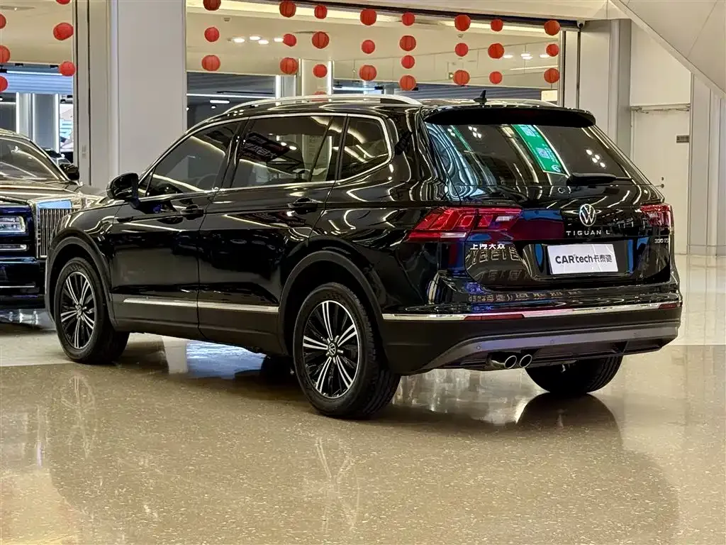 Volkswagen Tiguan L — фото 2
