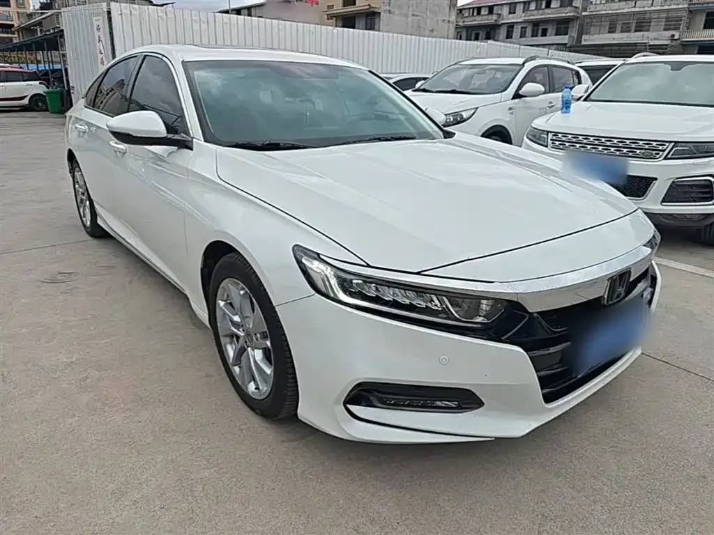 Honda Accord — фото 6