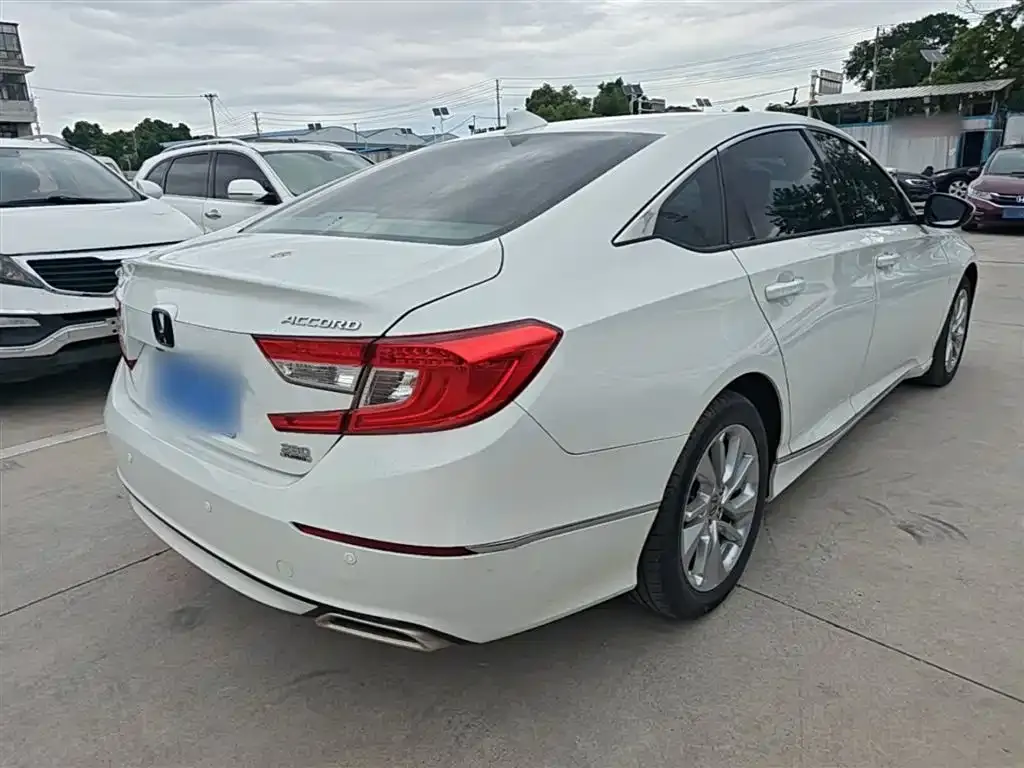 Honda Accord — фото 2