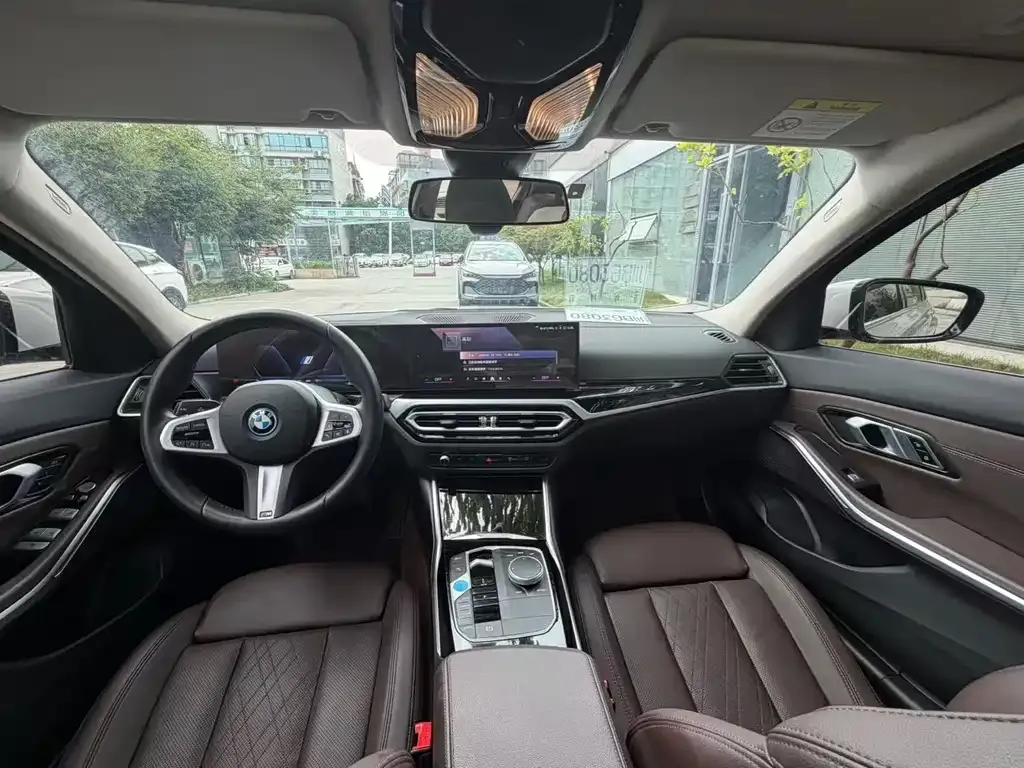 BMW i3 — фото 8