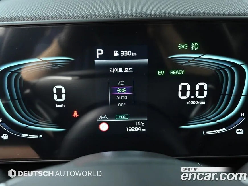 Kia Niro — фото 10