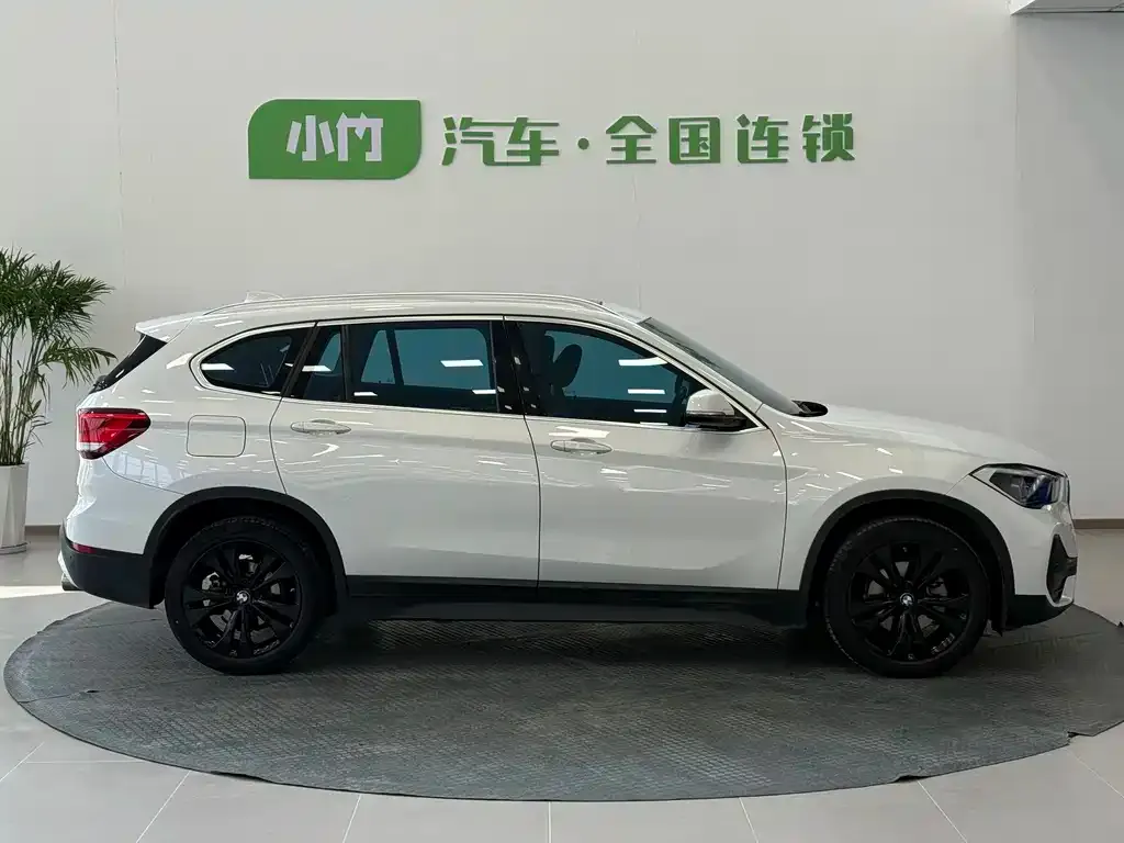 BMW X1 — фото 4