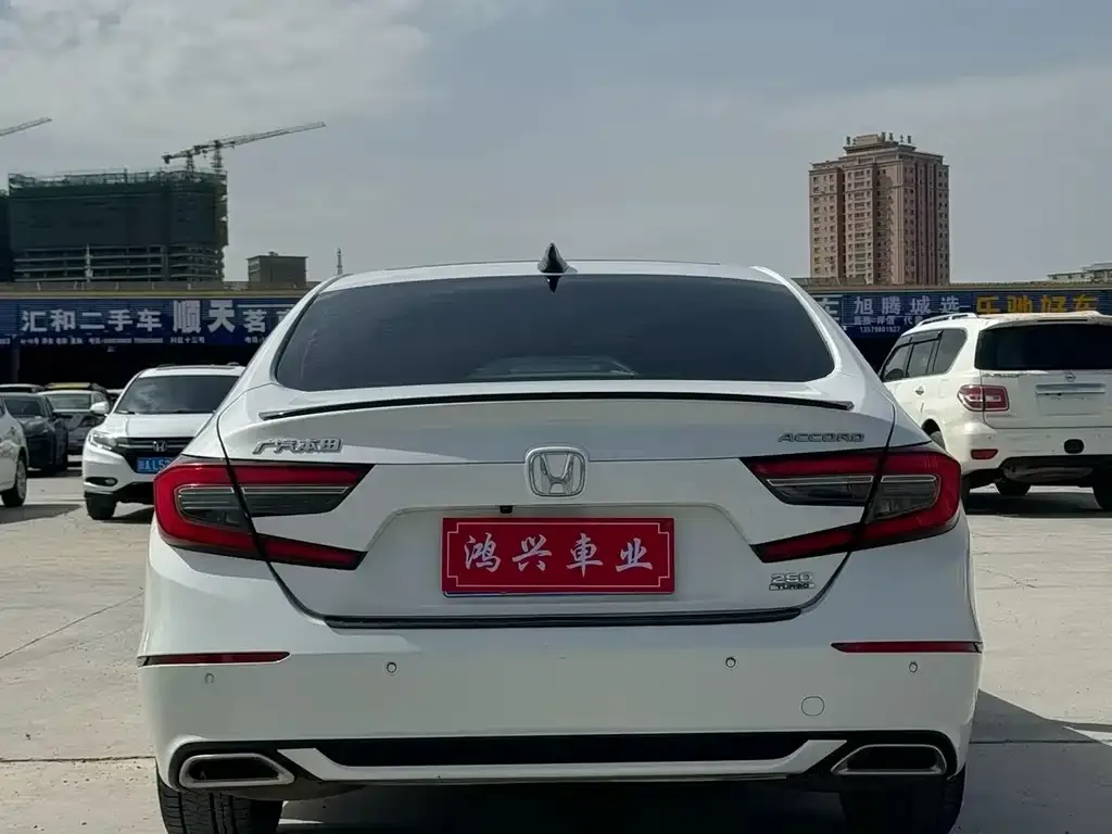 Honda Accord — фото 3