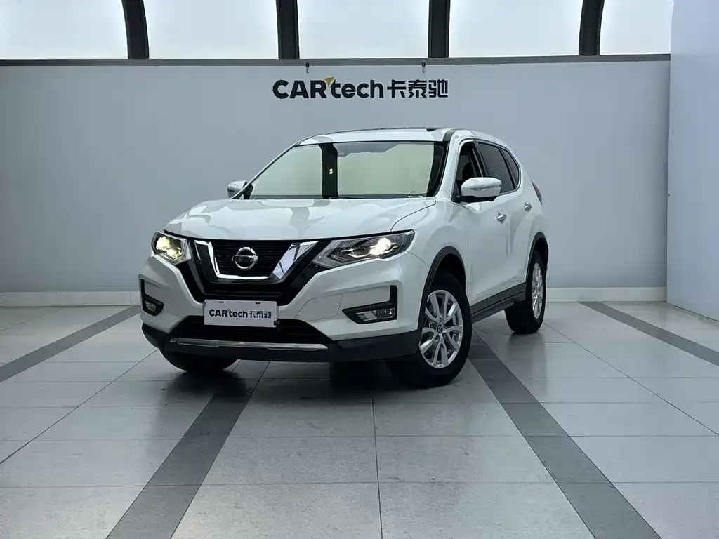 Nissan X-Trail 2023 из CN, фото 1