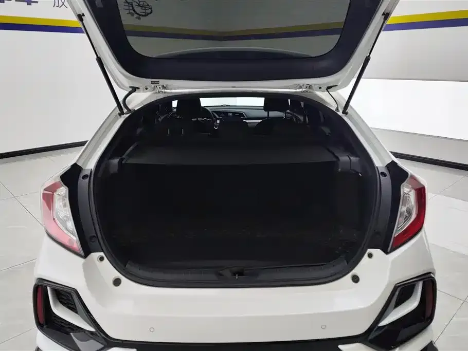 Honda Civic — фото 7