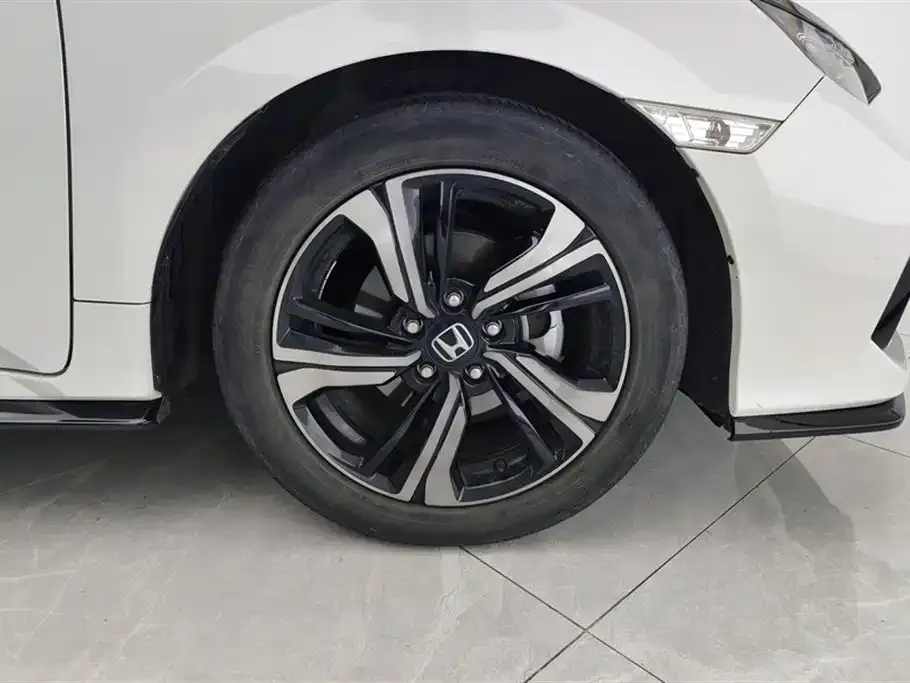 Honda Civic — фото 9