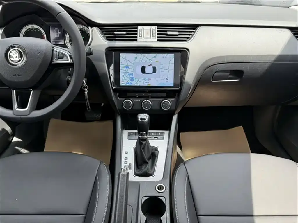 Skoda Octavia 2022 из CN, фото 8