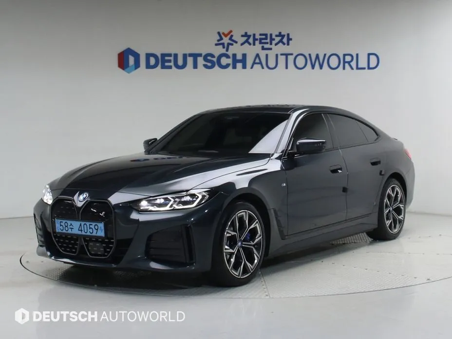 BMW i4