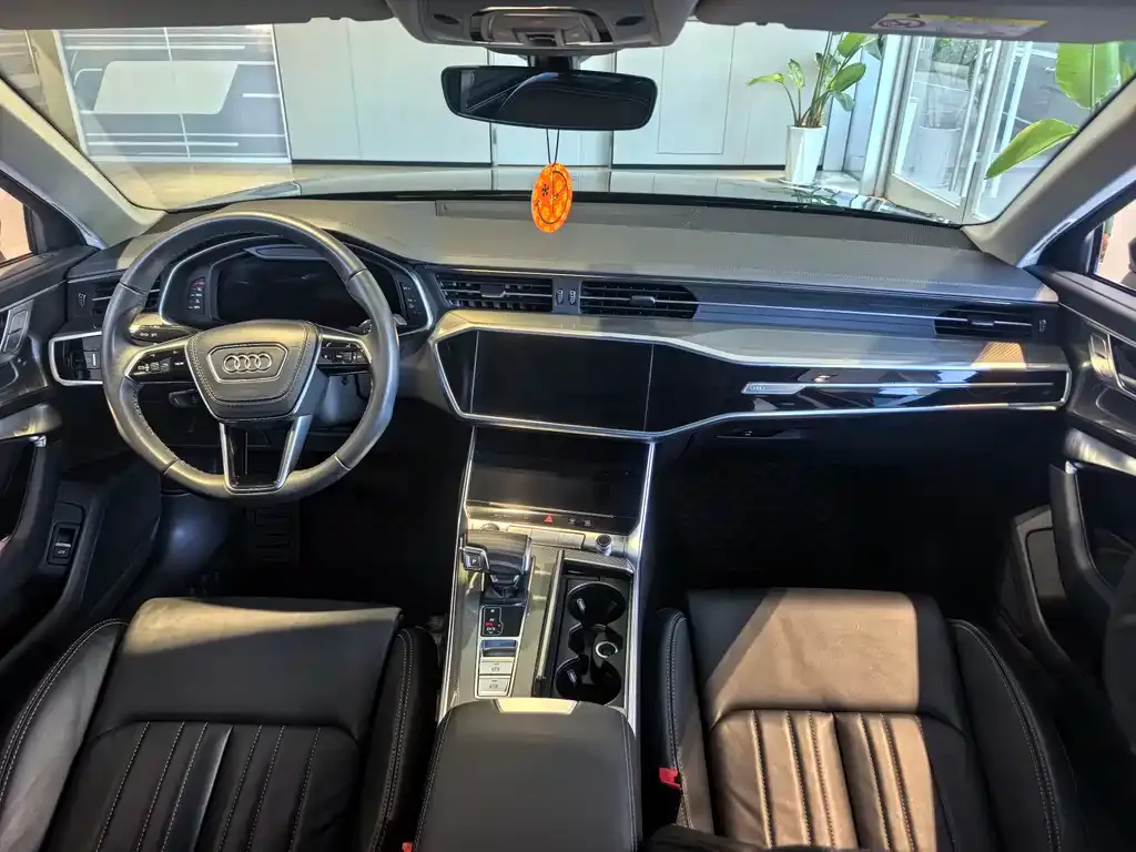 Audi A6L 2024 из CN, фото 2