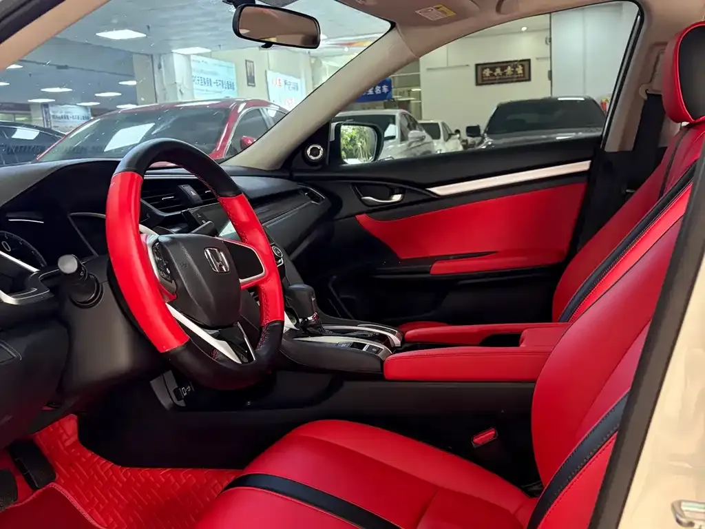 Honda Civic — фото 4