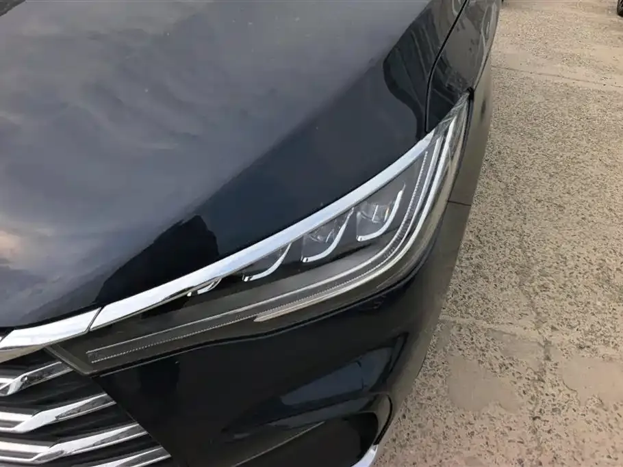BYD MAX New Energy 2022 из CN, фото 6