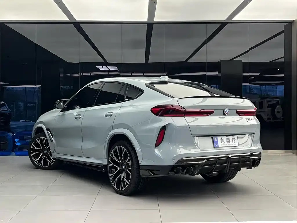 BMW X6 M 2024 из CN, фото 8