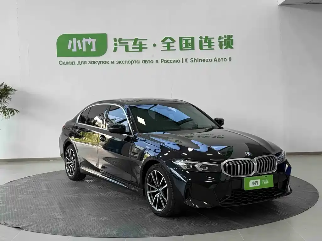 BMW 3 Series 2022 из CN, фото 2