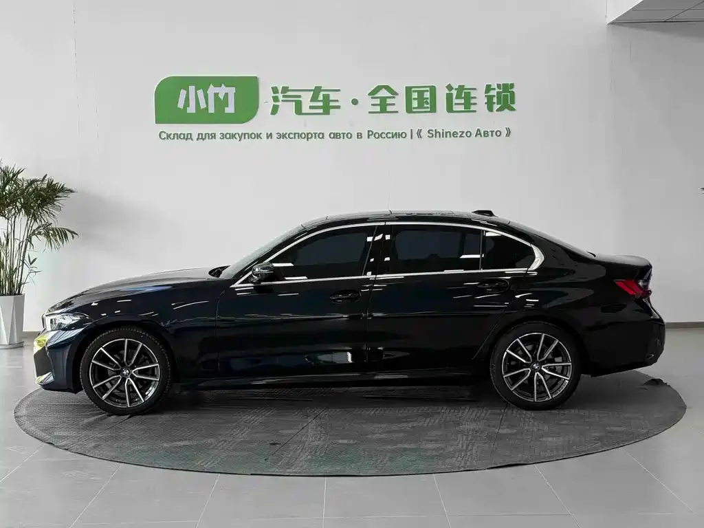 BMW 3 Series 2022 из CN, фото 4