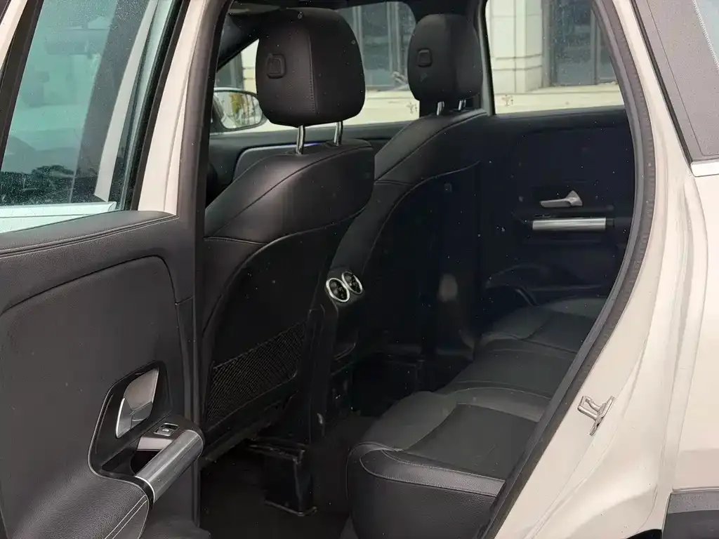 Mercedes-Benz GLA 2021 из CN, фото 2