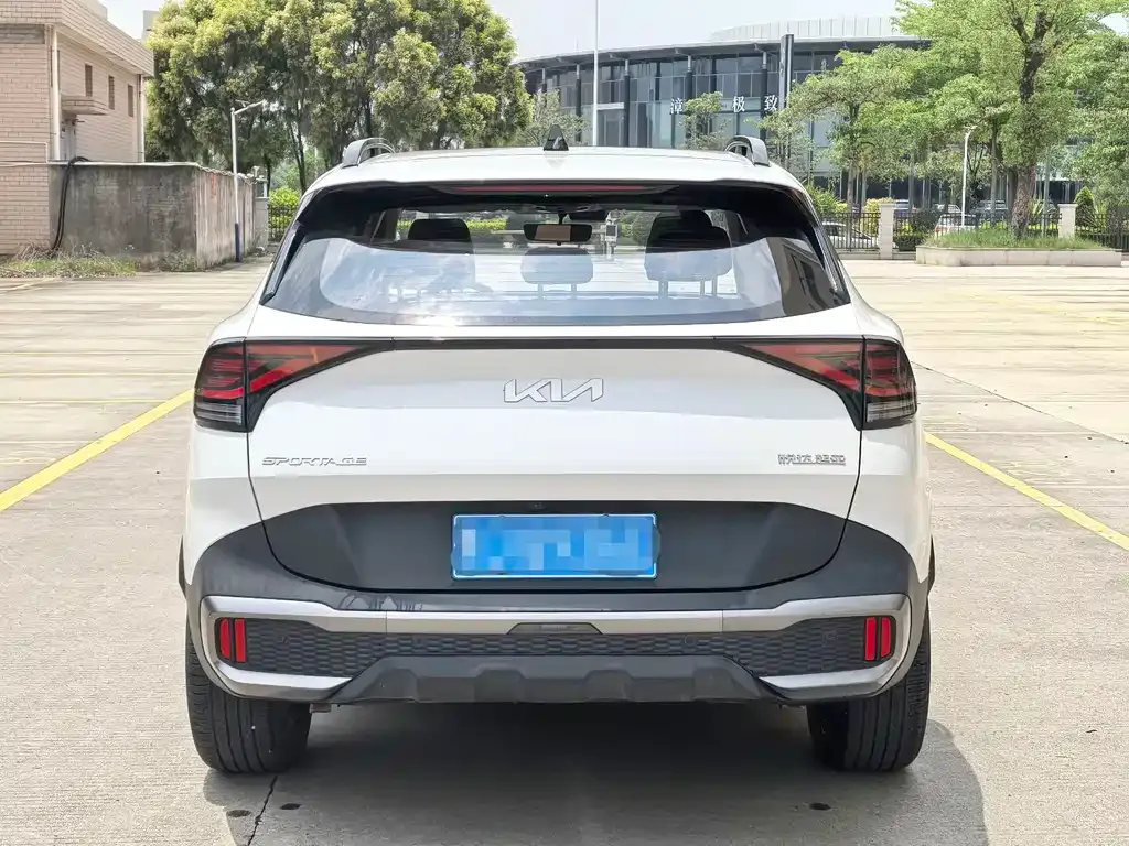 Kia Sportage — фото 9