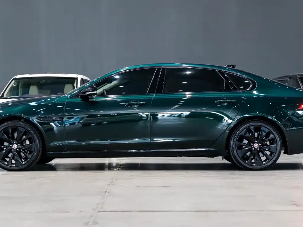 Jaguar XFL 2023 из CN, фото 10