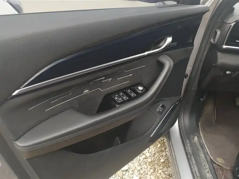 Geely Xingyue L 2023 из CN, фото 3