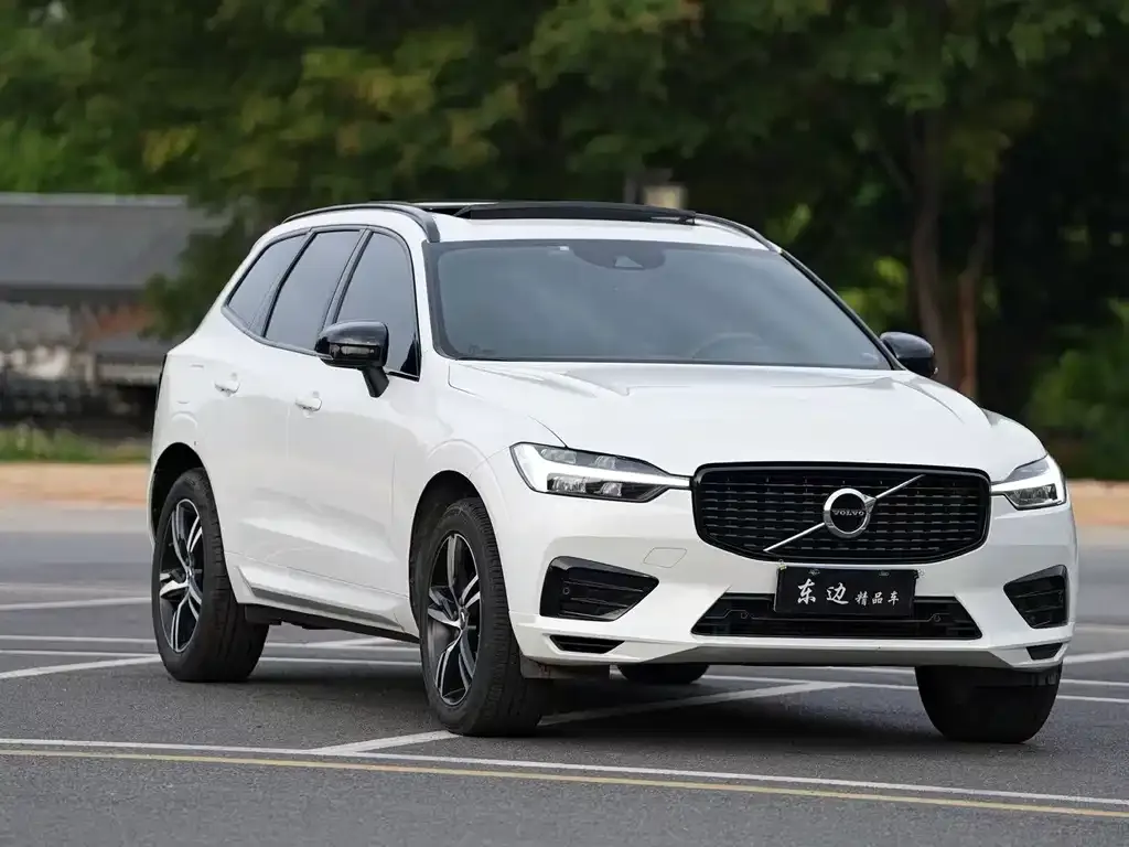 Volvo XC60 — фото 4