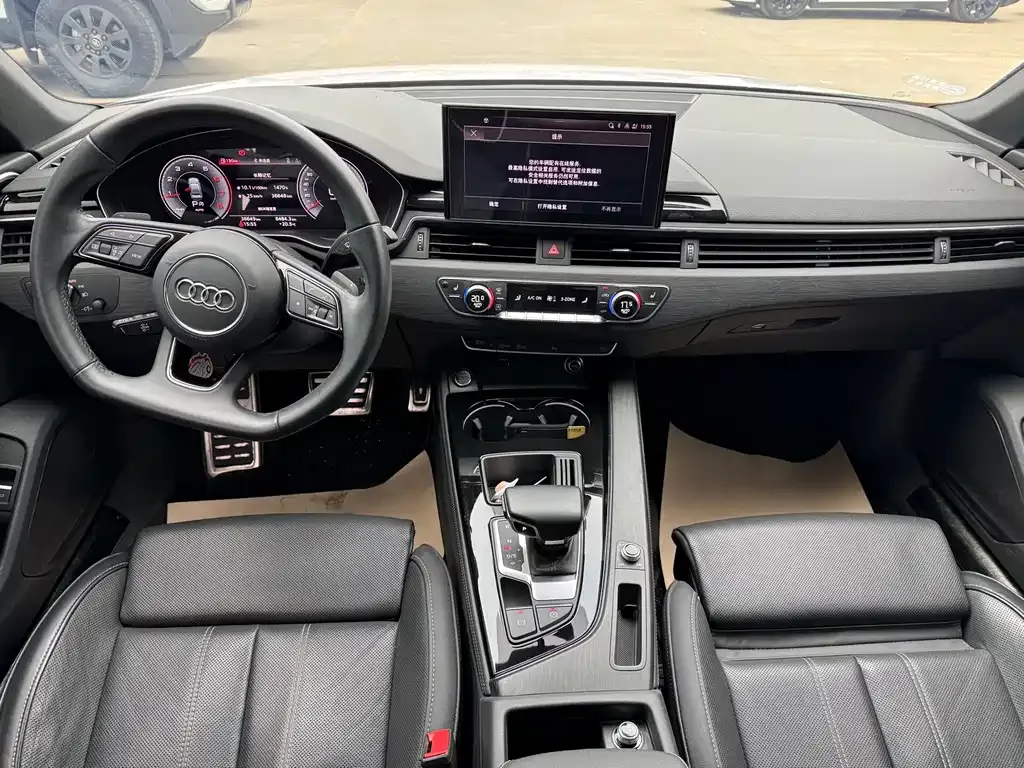 Audi A4L 2023 из CN, фото 8