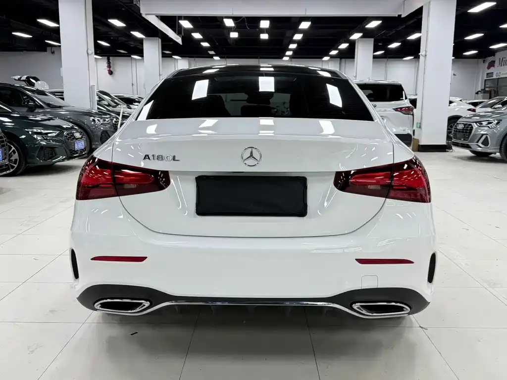 Mercedes-Benz A-Class — фото 10