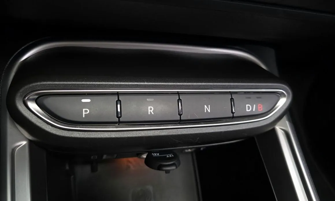 Jeep Avenger 2024 из KR, фото 2