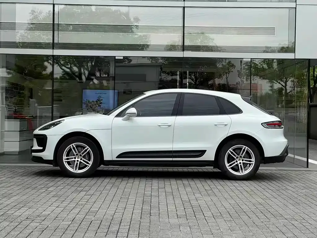 Porsche Macan — фото 5