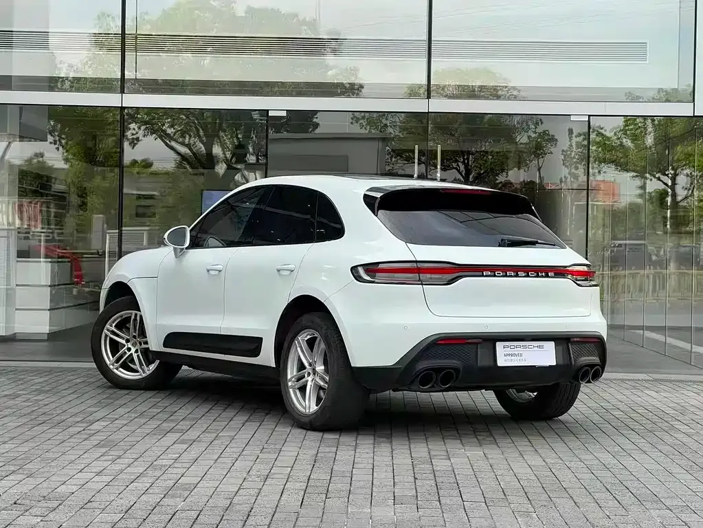 Porsche Macan — фото 9