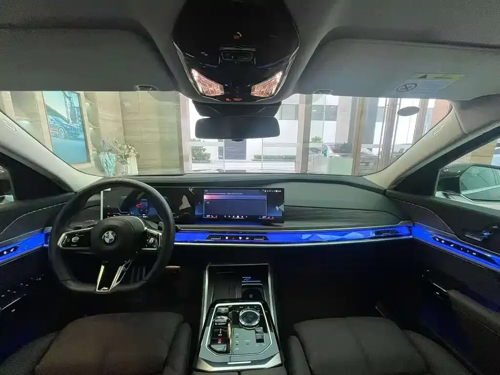 BMW 7 Series 2024 из CN, фото 8