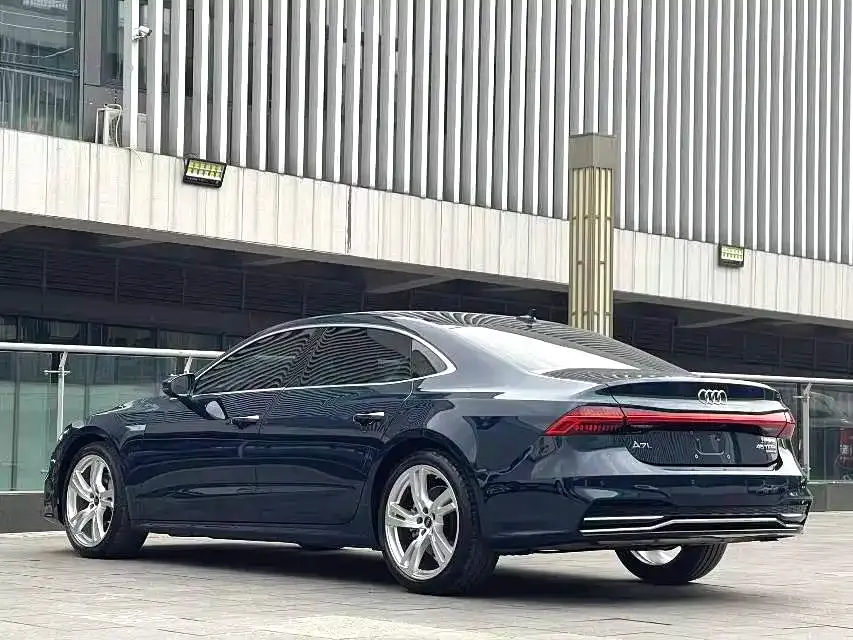 Audi A7L — фото 4