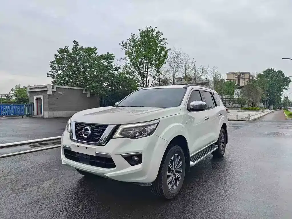 Nissan Terra